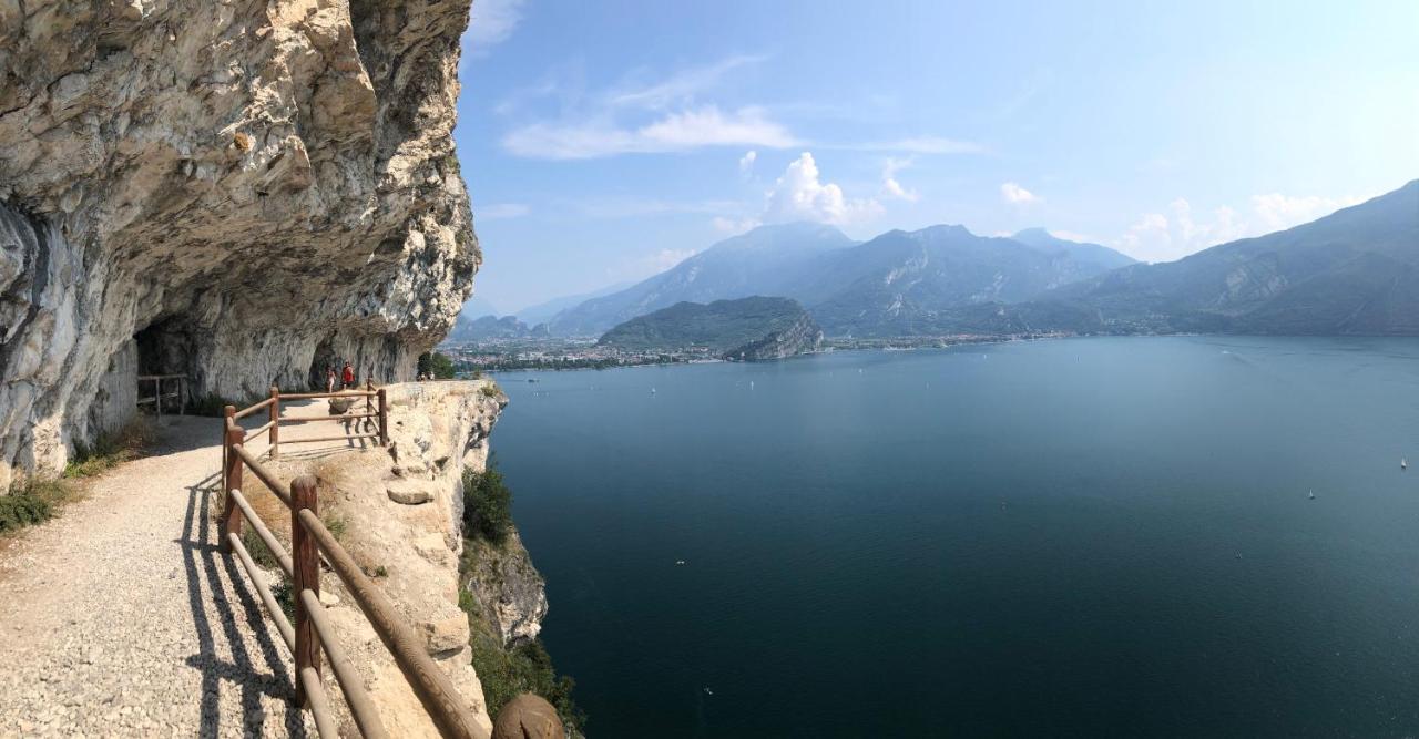 North Lake Riva Apartment, Steps From The Garda Lake Kültér fotó