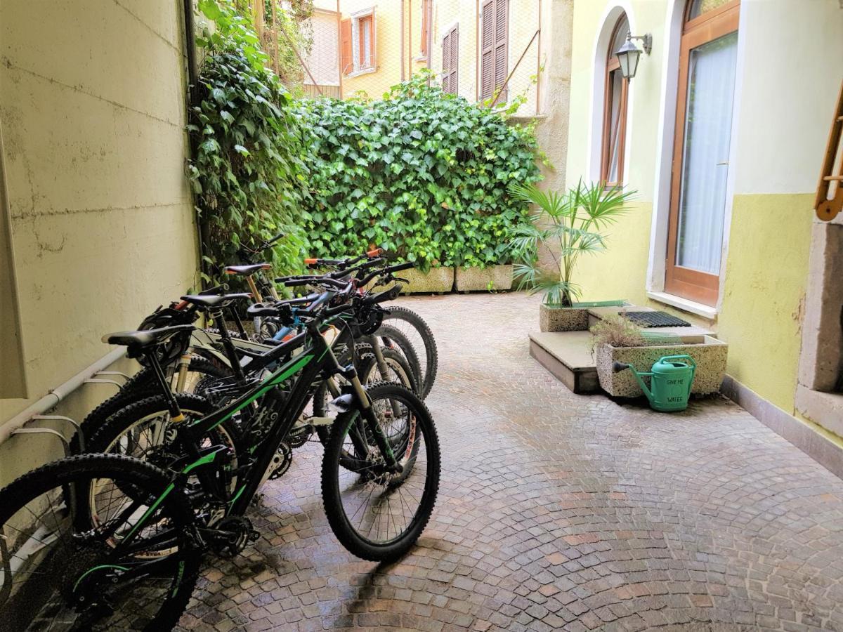 North Lake Riva Apartment, Steps From The Garda Lake Kültér fotó